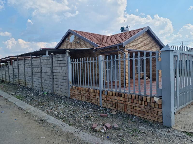 3 Bedroom Property for Sale in Boitekong North West